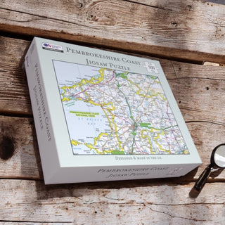 Cover image for 5060995492094 - OS Map 500 Piece Premium Jigsaw Puzzle - Pembrokeshire Coast National Park