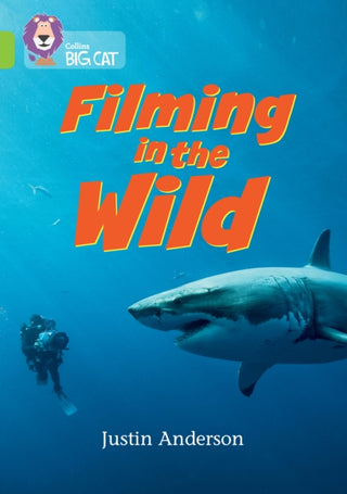 Cover image for 9780008754198 - Filming in the Wild