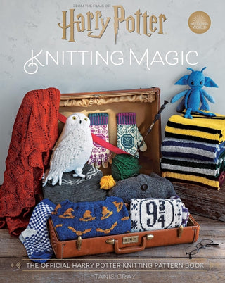 Cover image for 9780008765187 - Harry Potter: Knitting Magic