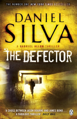 Cover image for 9780141042763 - The Defector