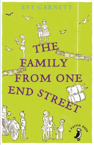 Cover image for 9780141355504 - The Family from One End Street