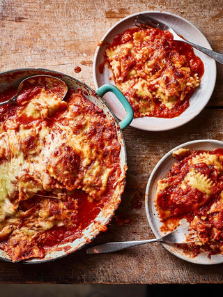 Supplemental image for 9780241746417 - The Greatest Traybake Cookbook Ever