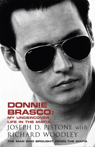 Cover image for 9780340922651 - Donnie Brasco