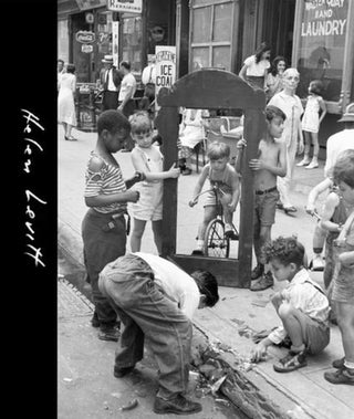 Cover image for 9780500030974 - Helen Levitt