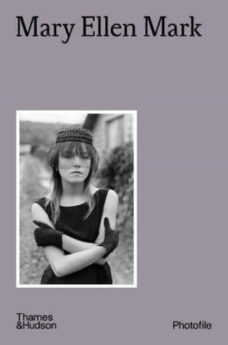 Cover image for 9780500411254 - Mary Ellen Mark