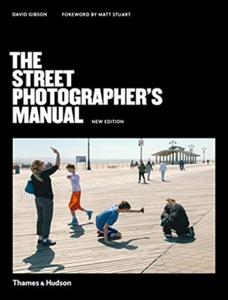 Cover image for 9780500545263 - The Street Photographer's Manual