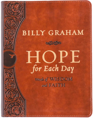 Supplemental image for 9780718075125 - Hope for Each Day Large Deluxe