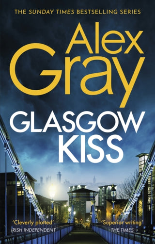 Cover image for 9780751540772 - Glasgow Kiss