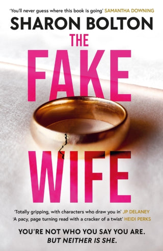 Cover image for 9781398709836 - The Fake Wife