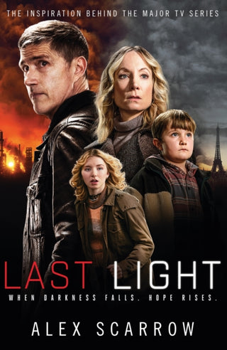 Supplemental image for 9781398710078 - Last Light