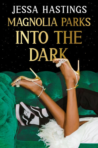Cover image for 9781398717022 - Magnolia Parks: Into the Dark