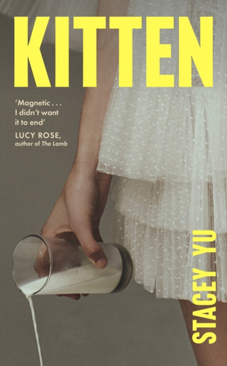 Cover image for 9781399754309 - Kitten