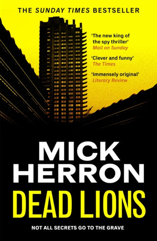 Cover image for 9781399803069 - Dead Lions
