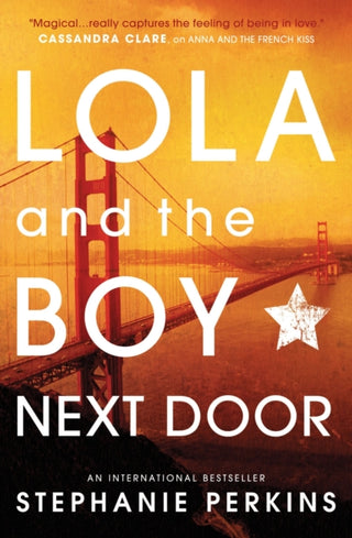 Cover image for 9781409579946 - Lola and the Boy Next Door