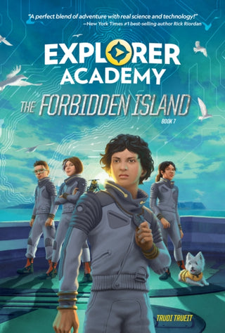 Cover image for 9781426376061 - Explorer Academy: The Forbidden Island (Book 7)