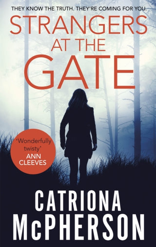 Cover image for 9781472127815 - Strangers at the Gate