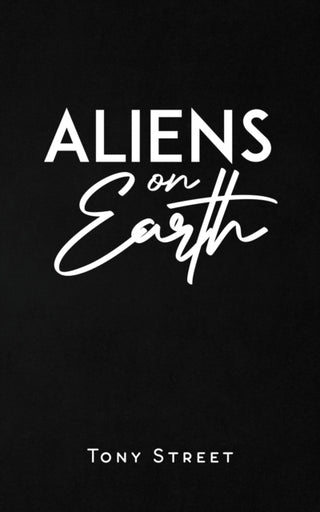Supplemental image for 9781528988117 - Aliens on Earth