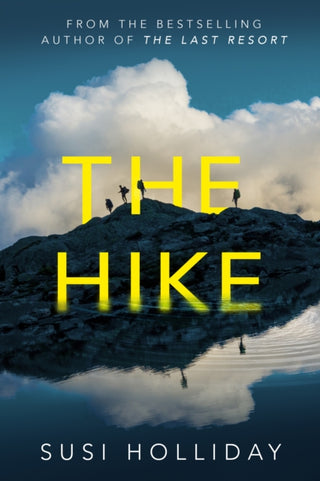 Cover image for 9781542035347 - The Hike