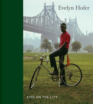 Cover image for 9781636810973 - Evelyn Hofer: Eyes on the City