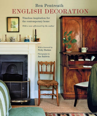 Cover image for 9781788797177 - English Decoration