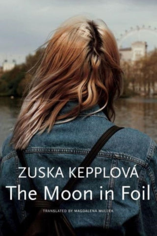 Cover image for 9781803092546 - The Moon in Foil