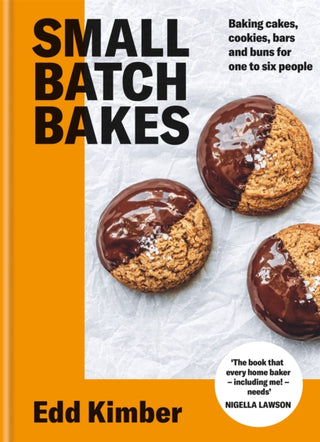 Cover image for 9781914239281 - Small Batch Bakes