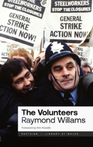 Cover image for 9781914595929 - The Volunteers