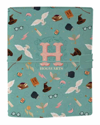 Supplemental image for 9798886631401 - Harry Potter: Hogwarts Stand Together Traveler's Notebook Set