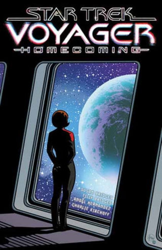 Cover image for 9798887244327 - Star Trek: Voyager--Homecoming